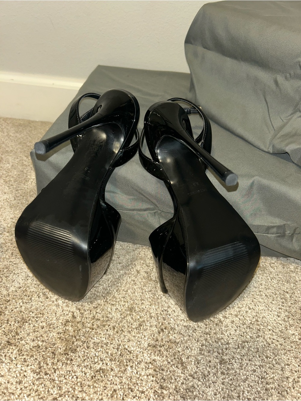 NEW Steve Madden Black Patent Platform Ankle-Strap Heels Sz 8.5 - Picture 3 of 5